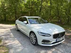 Volvo S90 T8 AWD Plug-In Hybrid Inscription 2018