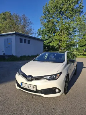 Toyota Auris II 1.6 Selection 2018