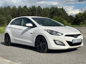 Hyundai i30 II blue 1.6 CRDi Passion 2013