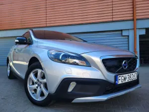 Volvo V40 II D2 Summum 2015