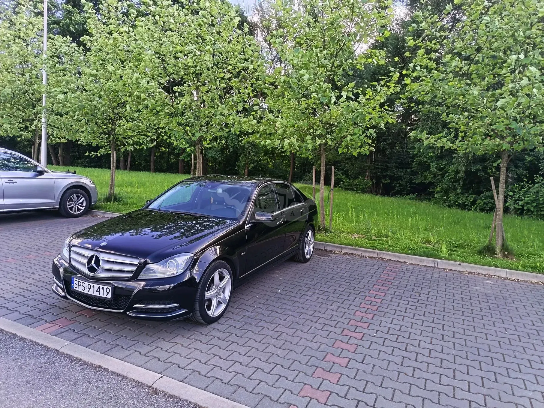 Mercedes-Benz C W204 180 CGI BlueEff Avantgarde 2011