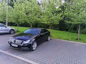 Mercedes-Benz C W204 180 CGI BlueEff Avantgarde 2011