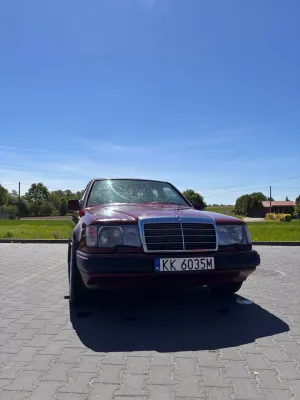 Mercedes-Benz E 1991