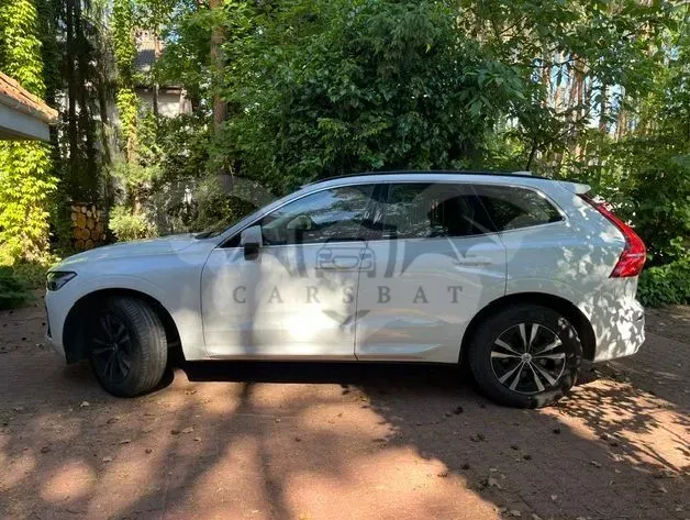 Volvo XC60 II B4 B Momentum 2021