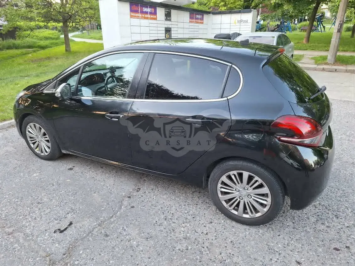 Peugeot 208 I 1.2 PureTech Allure S&S EAT6 2017