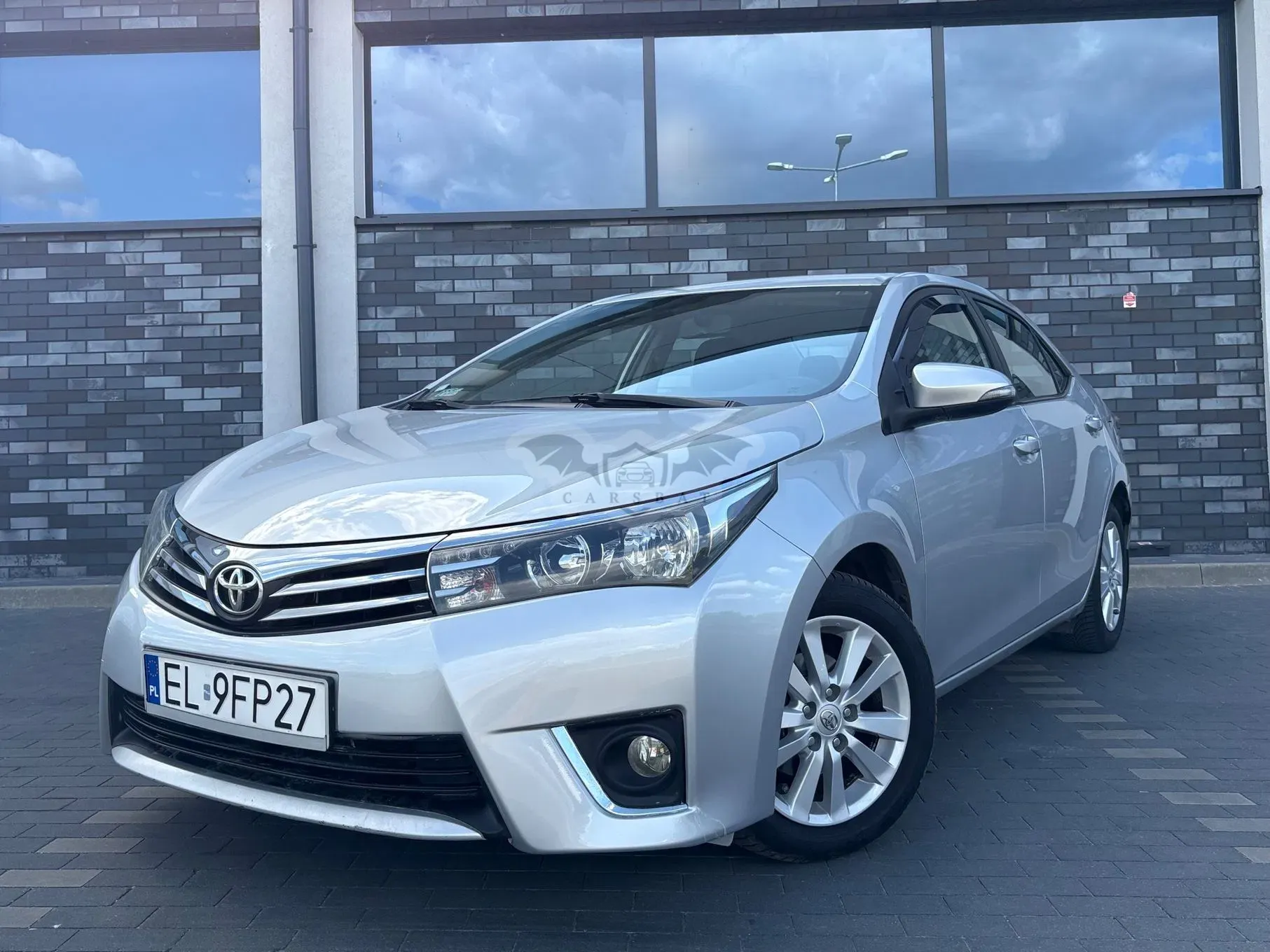 Toyota Corolla Seria E16 1.33 Life 2013