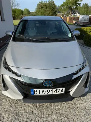 Toyota Prius IV 2021