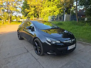 Opel Astra J 1.7 CDTI Sport S&S 2012