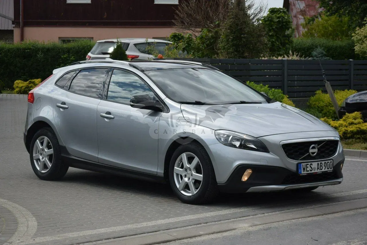 Volvo V40 D2 Momentum 2015