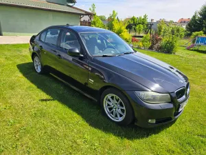 BMW 3 Series E90/E91/E92/E93 2011