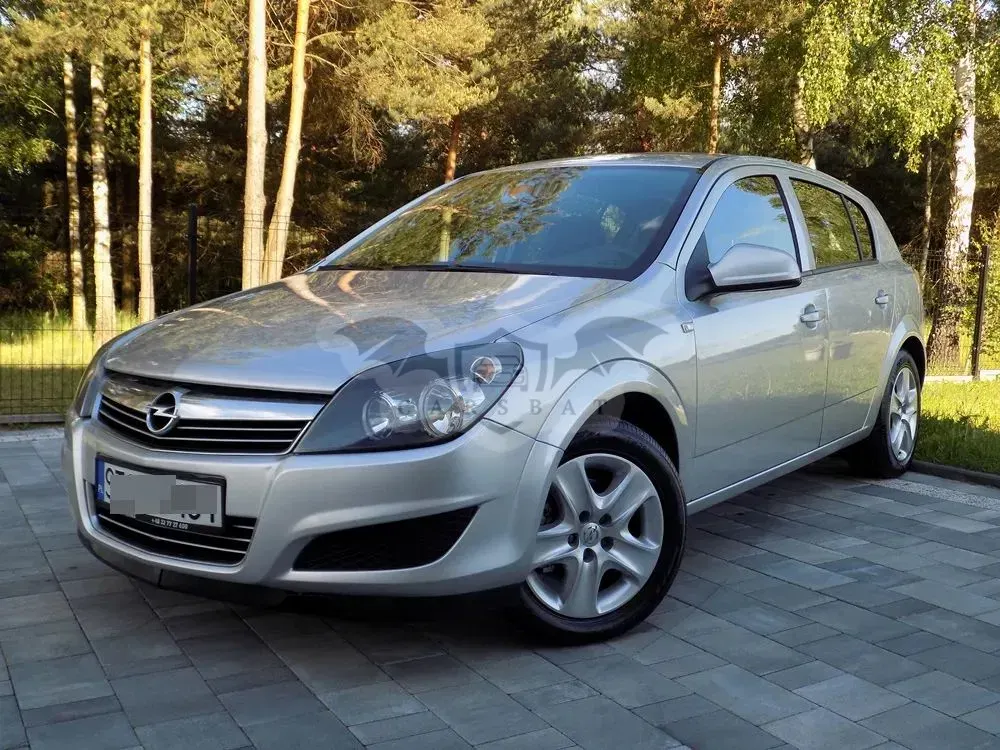Opel Astra H 1.6 Edition 2011