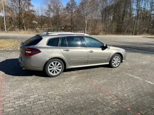 Renault Laguna III 2.0 dCi Bose Edition 2011