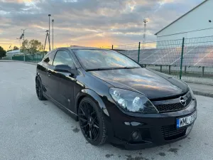 Opel Astra H 1.9 CDTI DPF Sport 2007