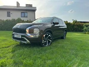 Mitsubishi Outlander IV 2023