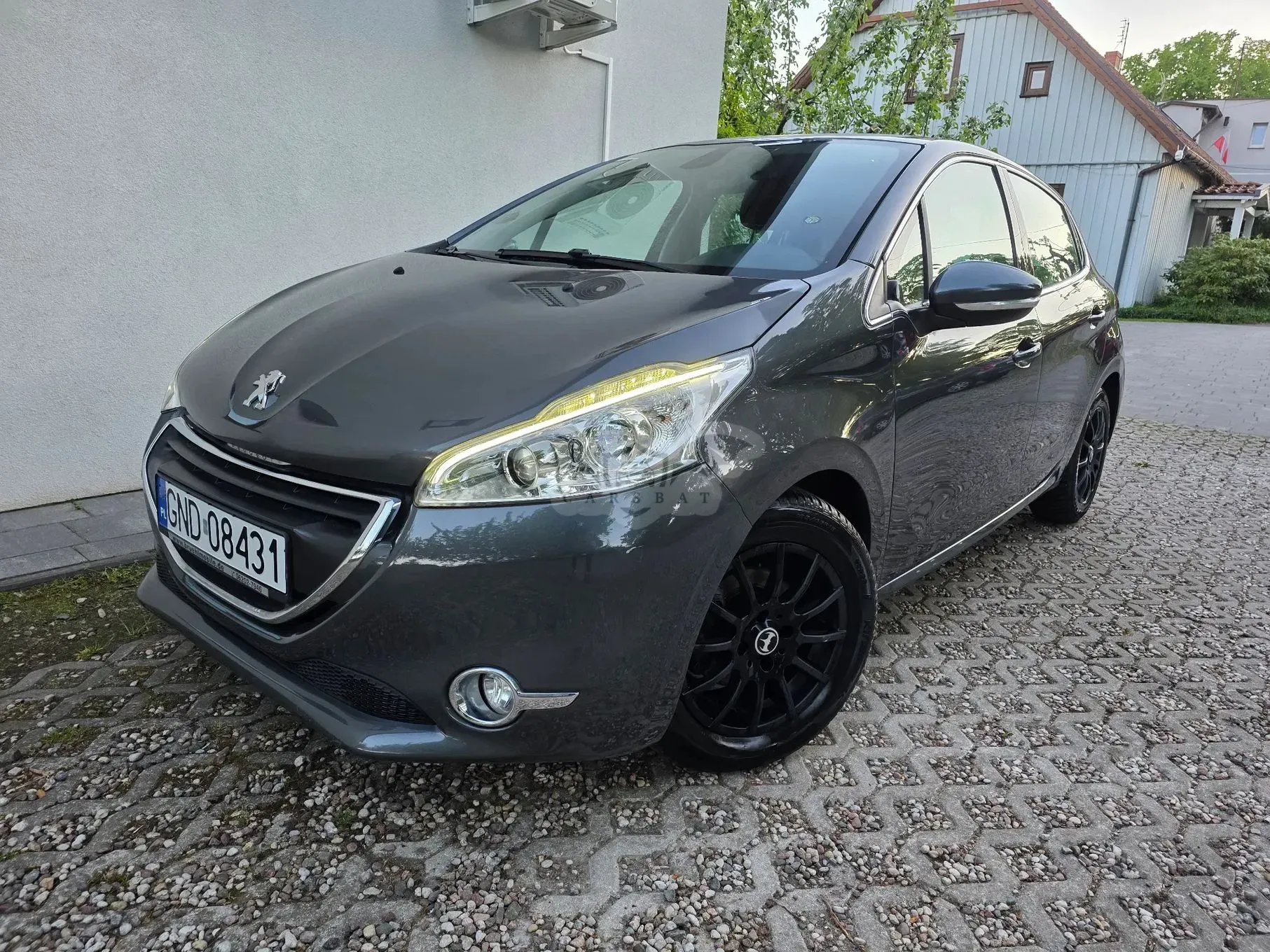 Peugeot 208 I 1.2 VTi Allure 2014