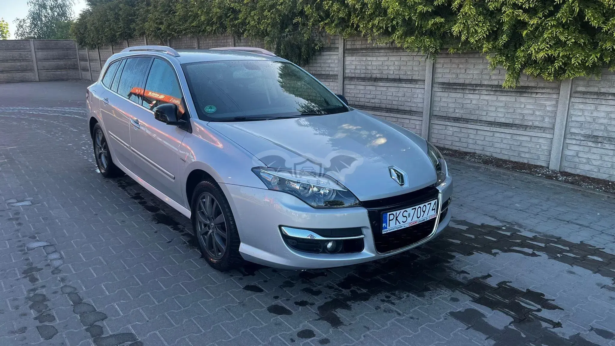 Renault Laguna III 2.0 dCi Bose Edition ESM 2011