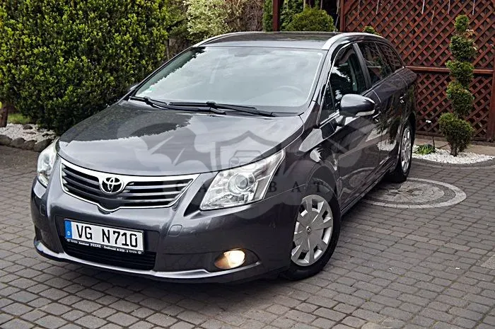 Toyota Avensis III 1.8 Life 2010