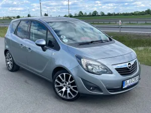 Opel Meriva II 1.4 Color Edition 2011