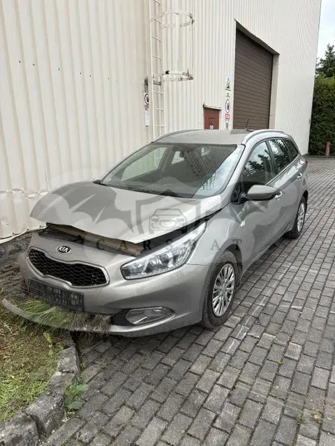 Kia Ceed II 1.6 CRDi M 2015