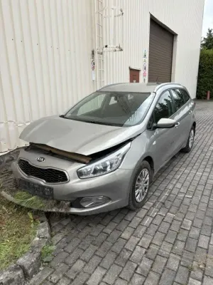 Kia Ceed II 1.6 CRDi M 2015