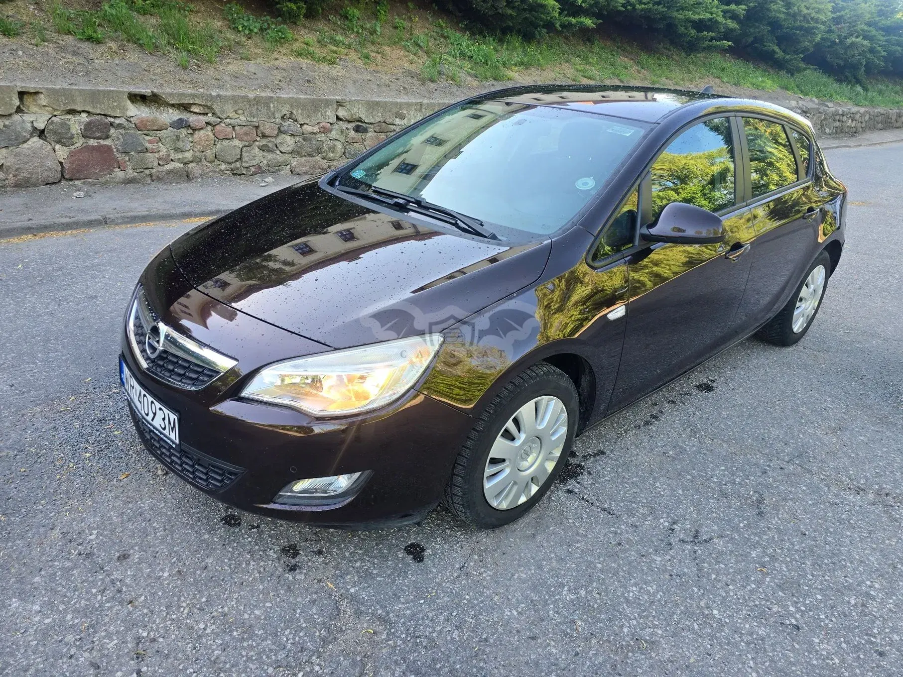 Opel Astra J 1.6 Edition 150 2012