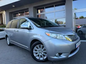 Toyota Sienna 3.5 LE AWD 2014