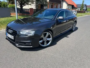 Audi A5 8T 2.0 TDI quattro S tronic sport 2015
