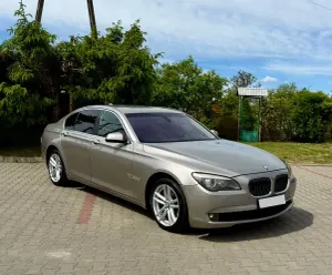 BMW 7 Series G11/12 740d xDrive 2010
