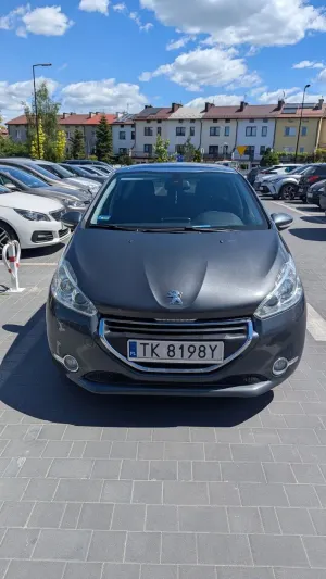 Peugeot 208 I 1.2 PureTech Allure 2015