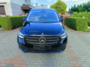 Mercedes-Benz T 180 d Automatik Style 2023