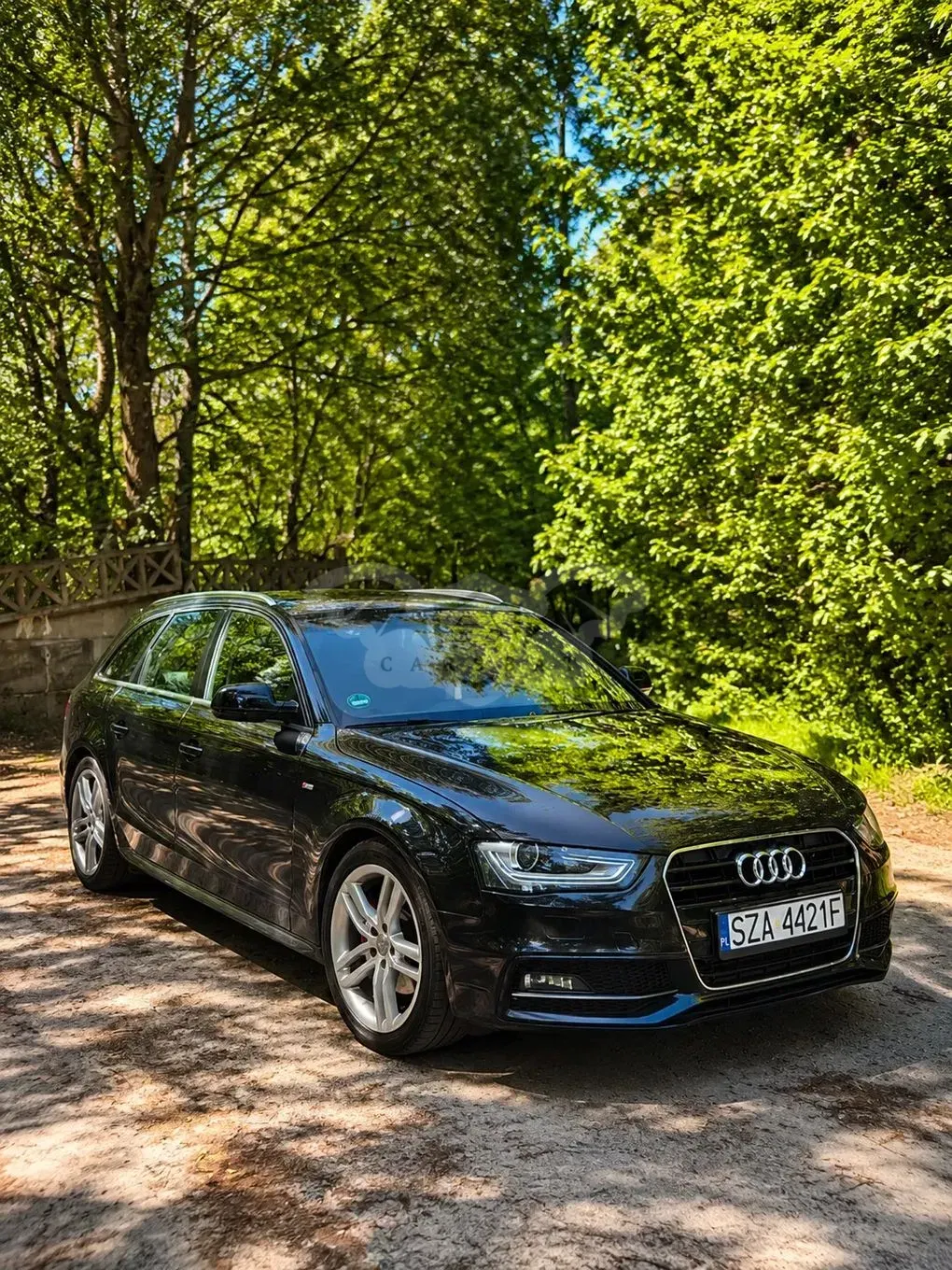 Audi A4 B8 2.0 TDI DPF S line Sportpaket 2012
