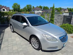 Opel Insignia A 2.0 Turbo 4x4 Sport 2010