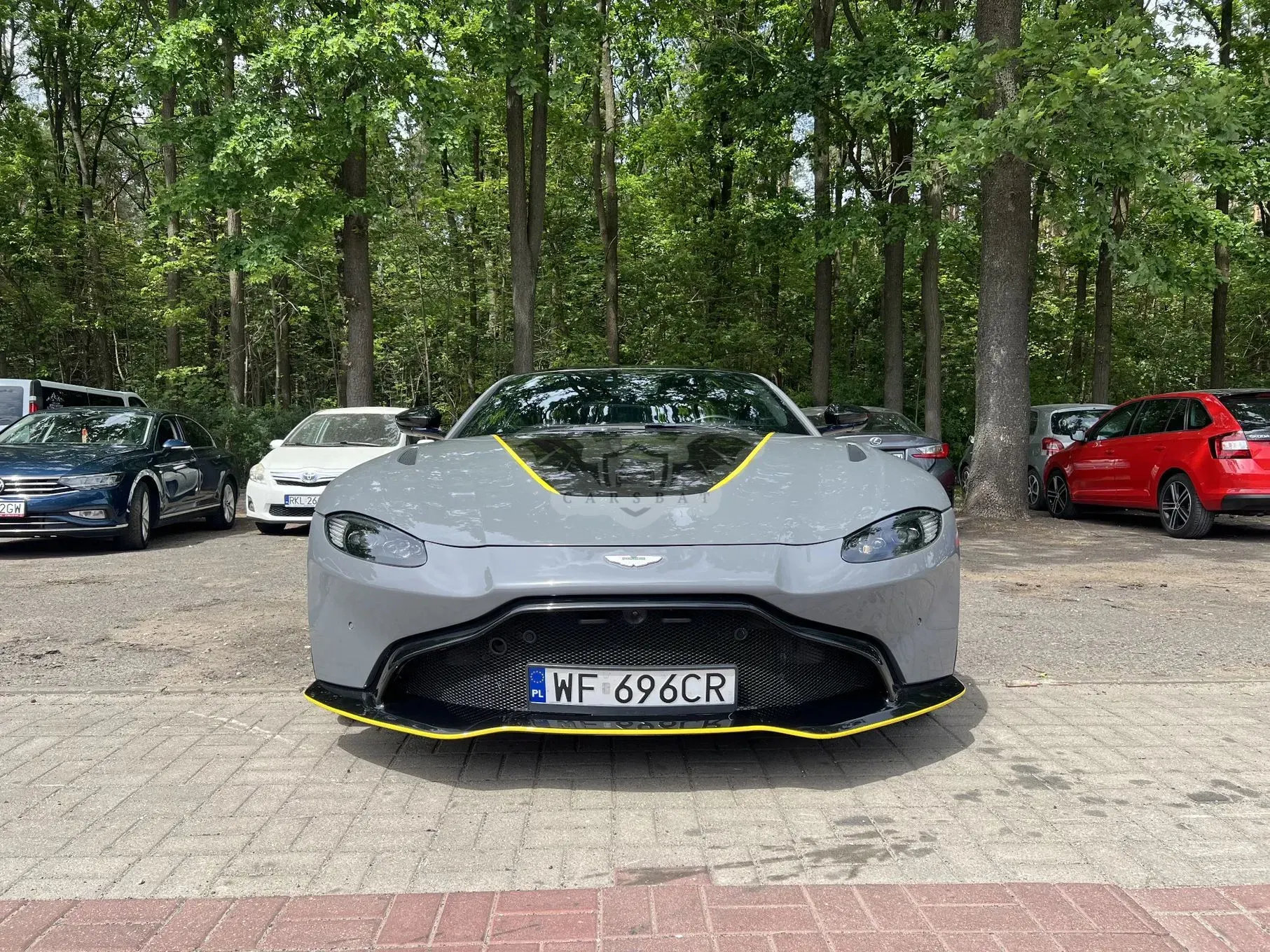 Aston Martin Vantage 2021