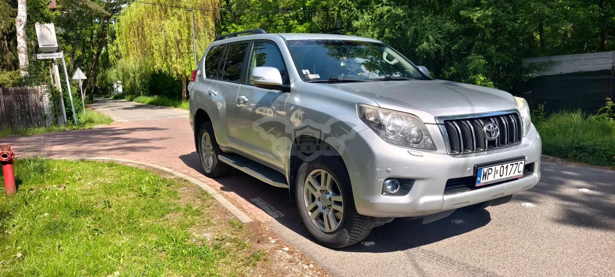 Toyota Land Cruiser VI LC 4.0 V6 Invincible 2012