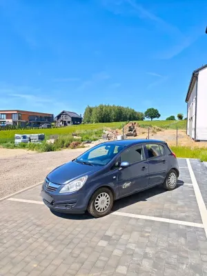 Opel Corsa D 1.2 16V Essentia 2009