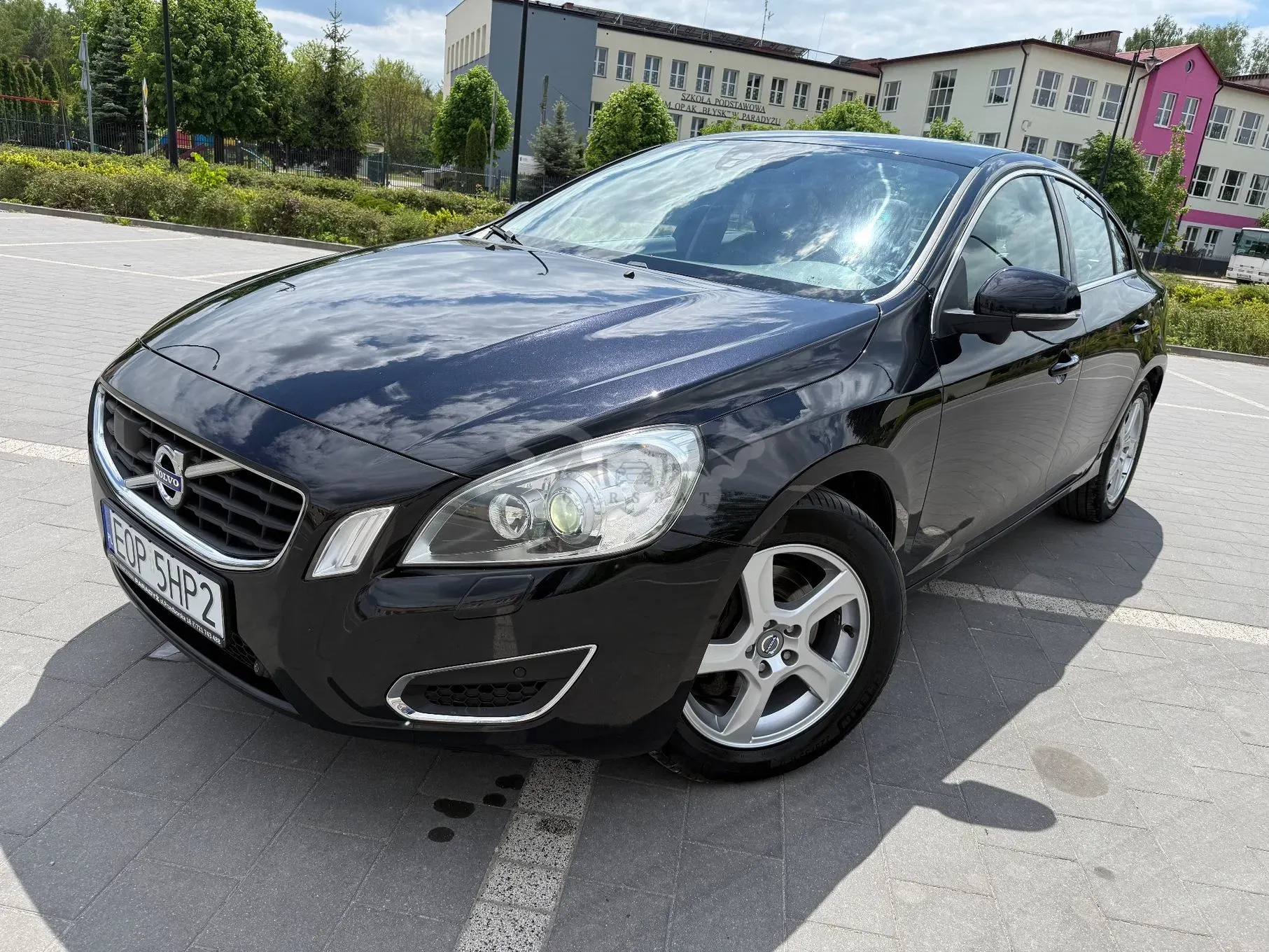 Volvo S60 II D5 Geartronic Summum 2011