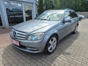 Mercedes-Benz C W204 200 (BlueEFFICIENCY) 7G-TRONIC Avantgarde 2010