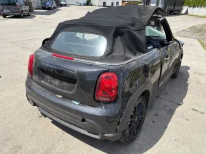 Mini Cooper Classic Trim 2023