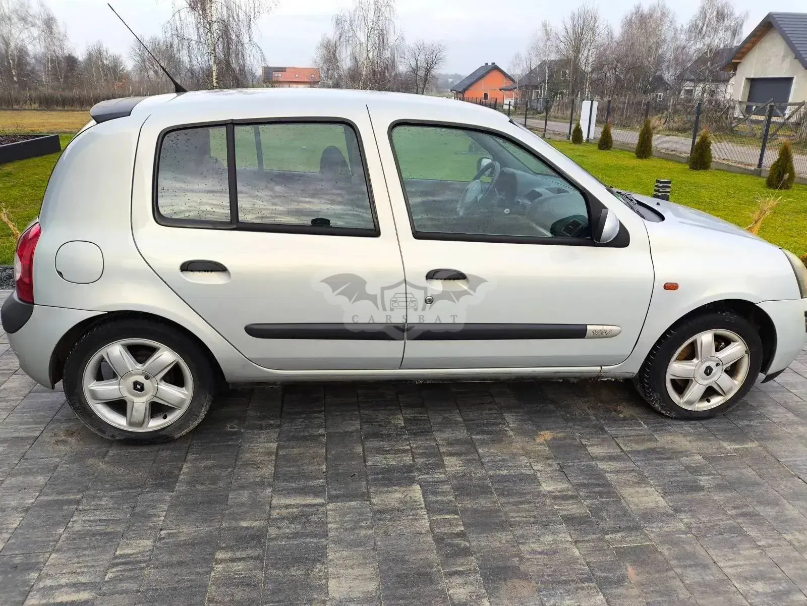 Renault Clio II 1.2 16V Authentique 2002