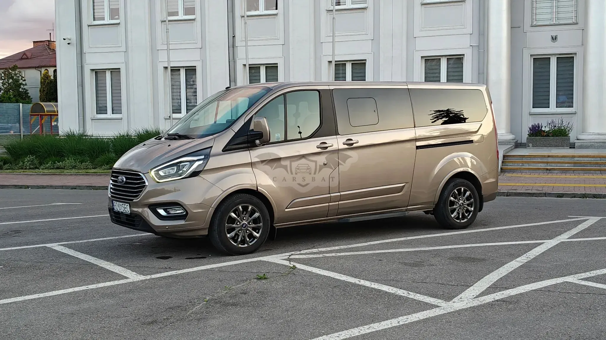 Ford Tourneo Custom 2.0 TDCi L2 Titanium SelectShift 2019