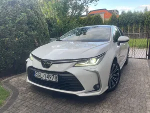 Toyota Corolla Seria E21 1.5 Style 2021
