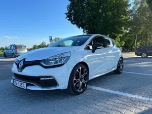 Renault Clio IV 1.6 R.S 200 EDC EU6 2015