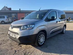 Toyota Proace City 1.5 D-4D Combi 2021