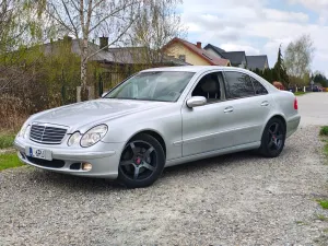 Mercedes-Benz E W211 2006