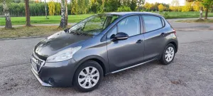 Peugeot 208 I 1.2 VTi Access 2012