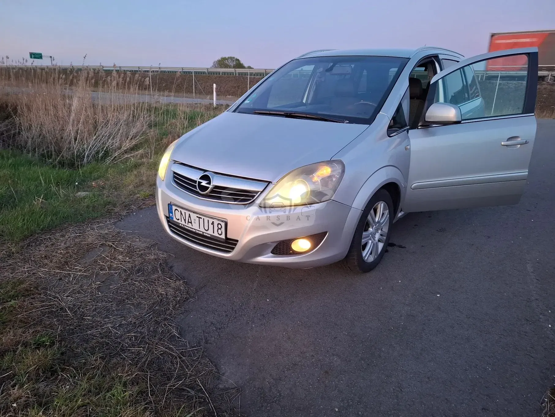 Opel Zafira B 1.8 Easytronic Cosmo 2010