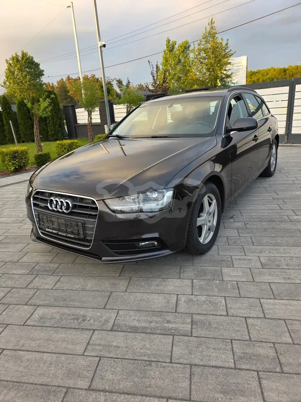 Audi A4 B8 2.0 TDI DPF multitronic Ambiente 2014