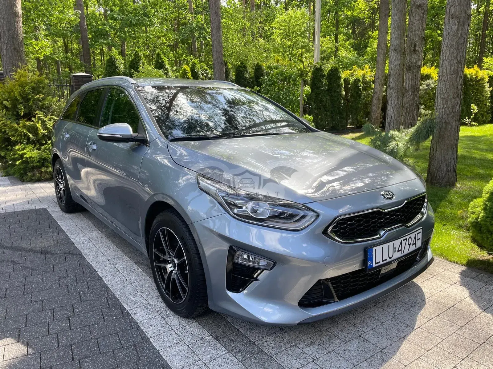 Kia Ceed III 1.4 T-GDI L Business Line Plus DCT 2019