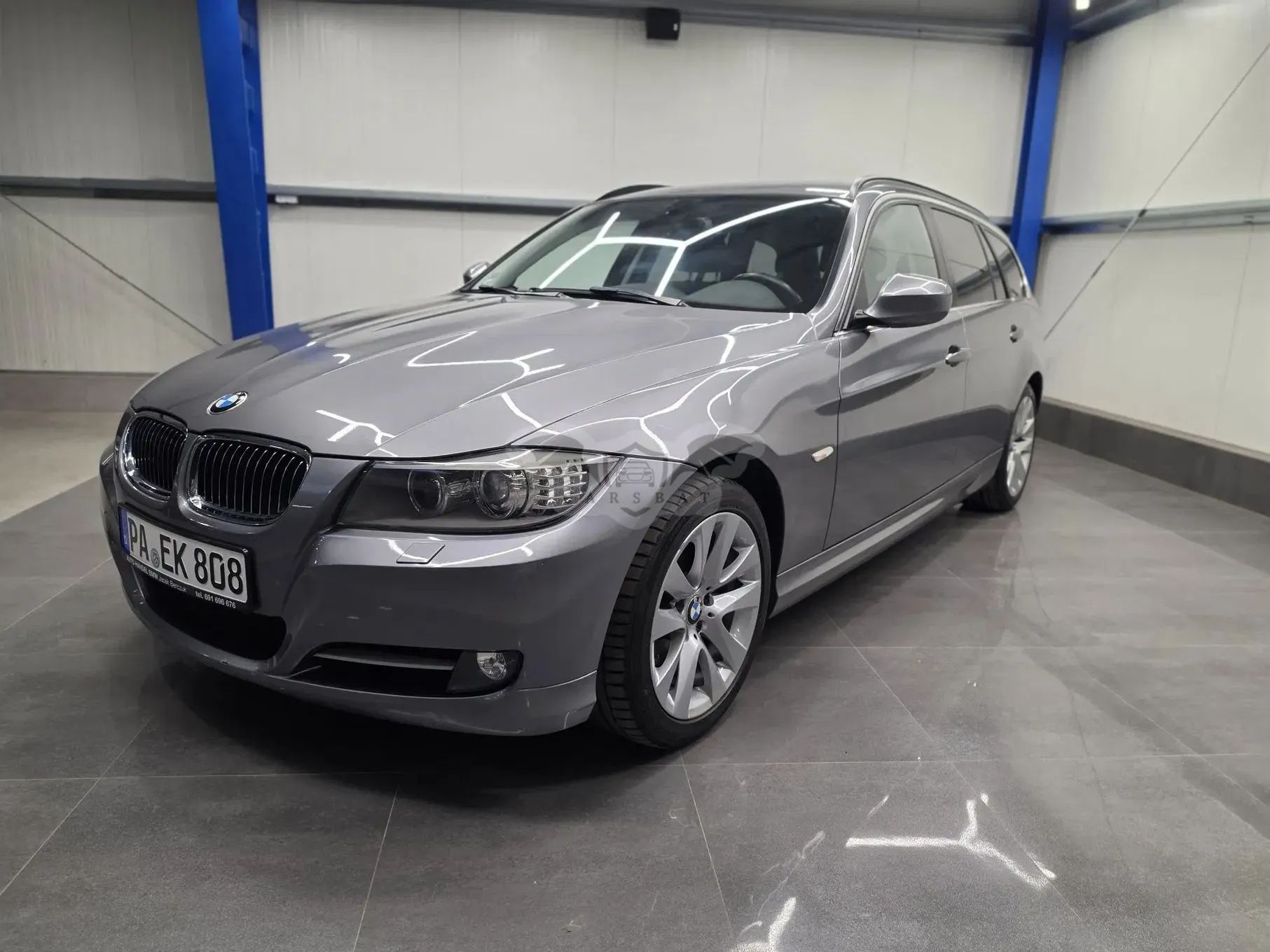 BMW 3 Series E90/E91/E92/E93 318d DPF Edition Exclusive 2012