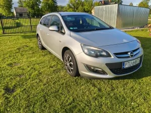 Opel Astra J 1.7 CDTI 2012